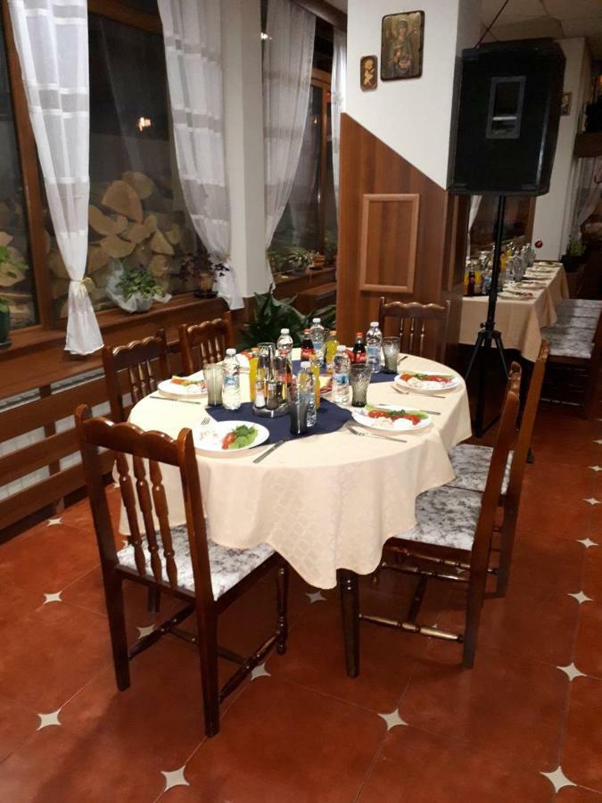 Стаи За Гости - Семейна Къща За Гости Ивел บันสโก ภายนอก รูปภาพ